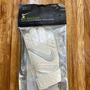 Nike Youth Soccer goalie gloves